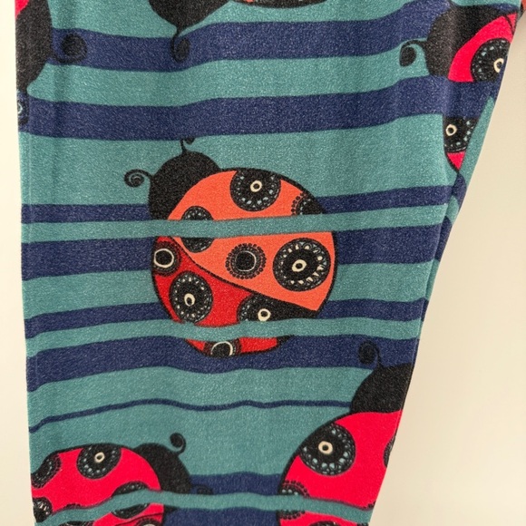 Lularoe Blue, Black & Red Striped Lady Bug Print High Rise Leggings Tall & Curvy - Picture 7 of 10